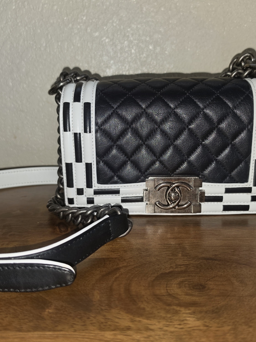 CHANEL Black and White Quilted Boy Bag Antiqued Silver Hardware - Picture 3 of 16